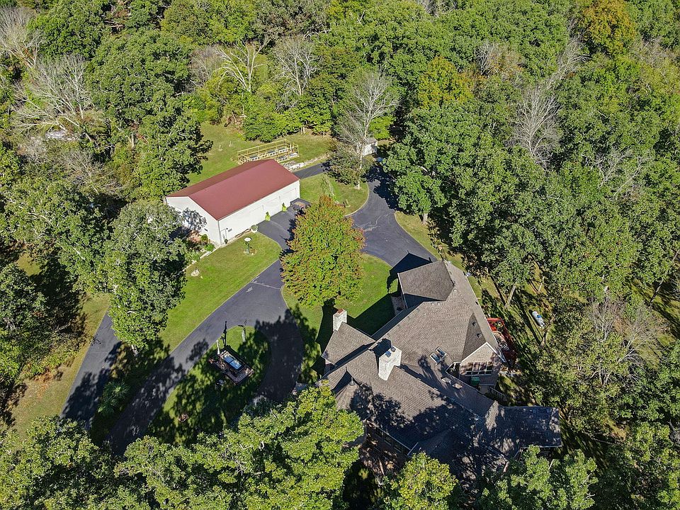 8939 East Farm Road 134, Strafford, MO 65757 Zillow