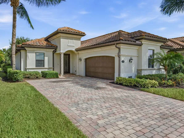 2870 Aviamar Cir, Naples, FL 34114