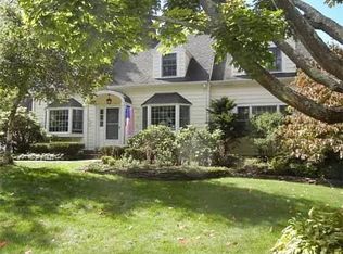 55 Burnside Rd, Needham, MA 02494