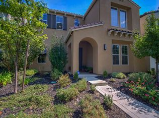 3065 Crocker Dr, Sacramento, CA