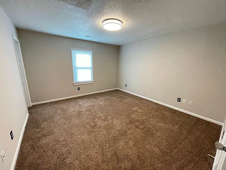 3311 Brookline Ct — Photo 18