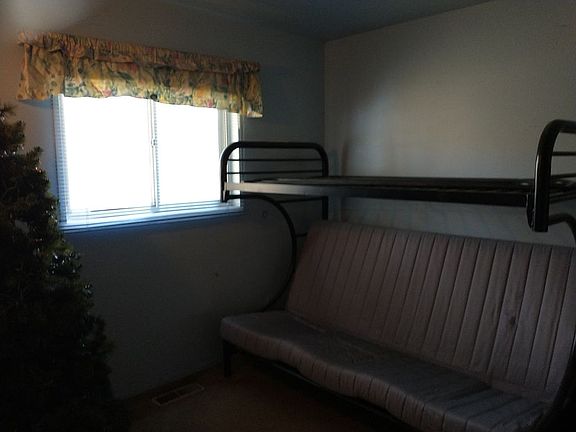 5th image of 2741 Beacon Hill St