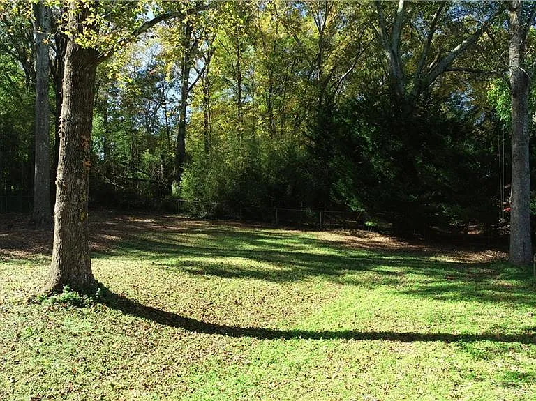 106 Azalea Dr — Photo 14