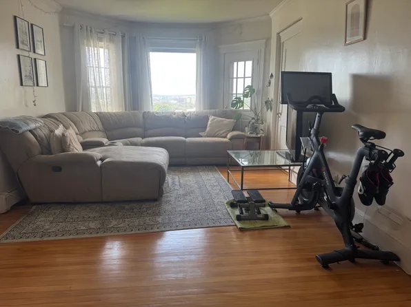 33 Main St Unit 6, Somerville, MA 02145