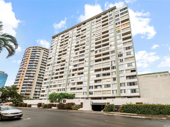 780 Amana St APT 408, Honolulu, HI 96814