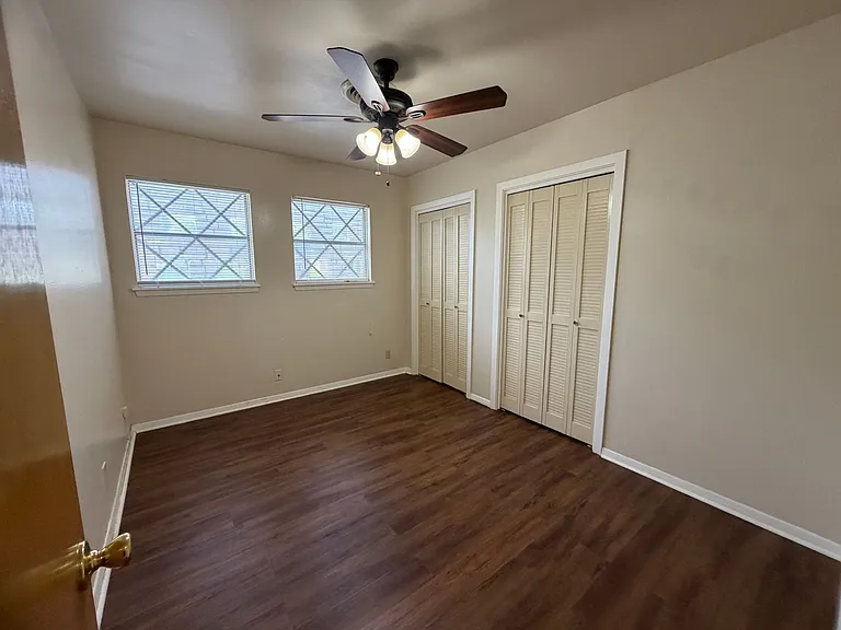 3403 Colony Dr — Photo 10
