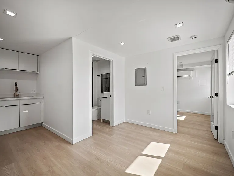 1139 Bellevue Ave — Photo 30