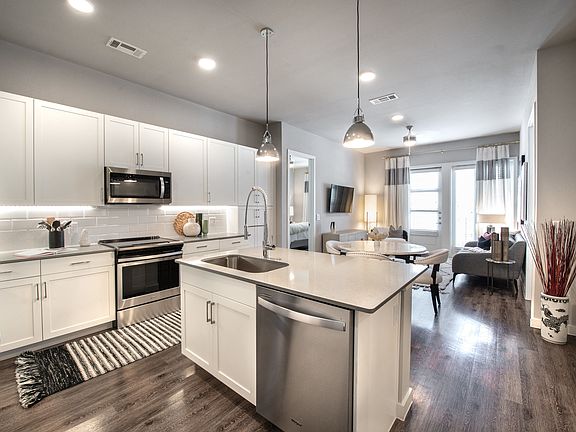 2nd image of 5701 McKinney Place Dr #1221