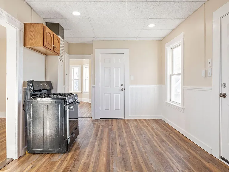 306 Manchester St #3 — Photo 12