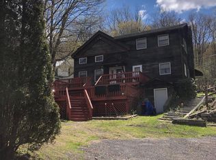 70 Silver St, Lee, MA 01238