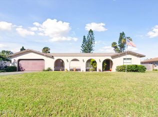 806 Carey Dr, South Daytona, FL 32119