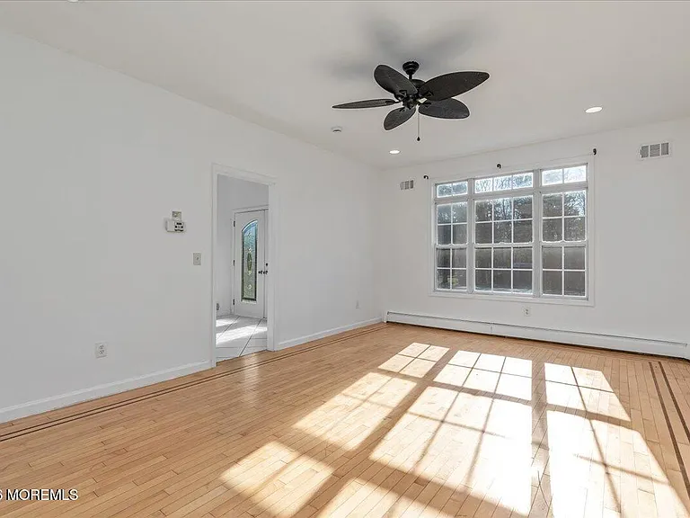 257 Ford Rd — Photo 19