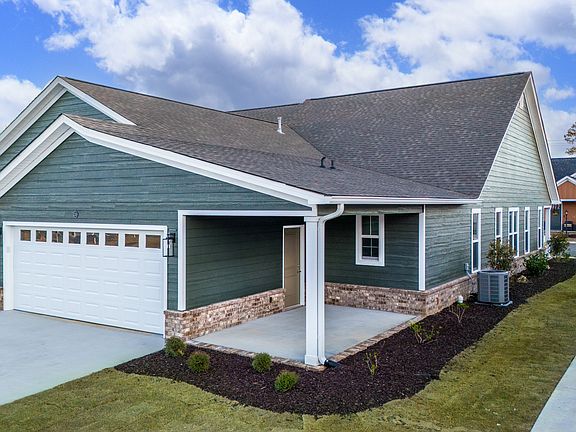 These photos are for example purposes only. Not exact depiction of floorplan for sale.