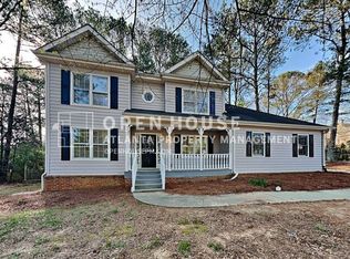 2922 Melton Ct SW, Lilburn, GA