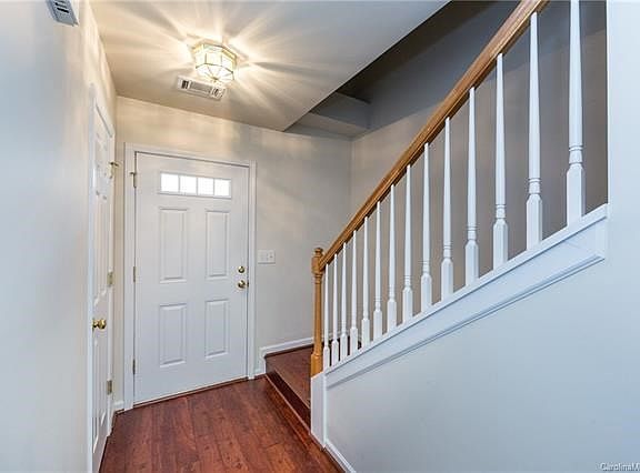 2nd image of 11116 Saintsbury Pl