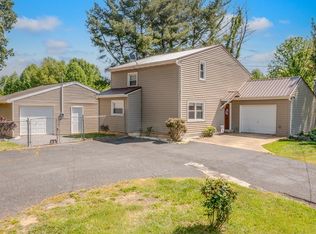 118 Roy Phillips Rd, Jonesborough, TN 37659