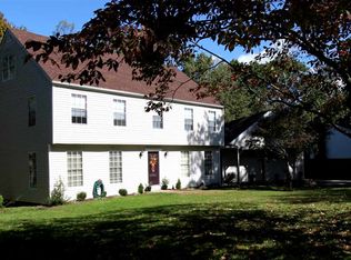 608 Sunset Dr, Ashland, KY 41101