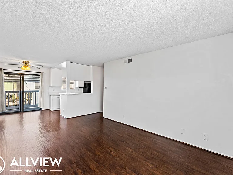 34052 Alcazar — Photo 9