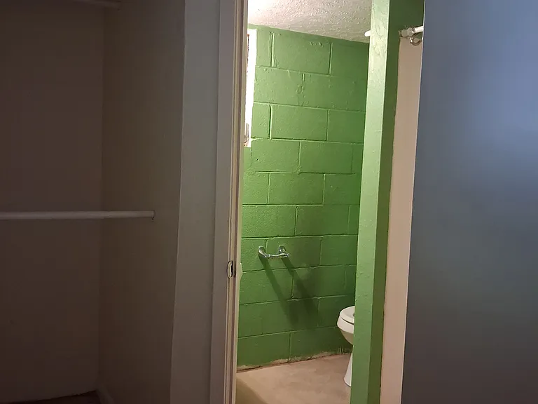 411 Barclay Ave — Photo 12