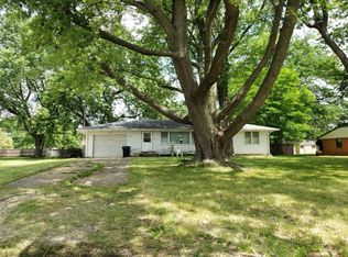 327 Bryan Rd, Ottumwa, IA 52501
