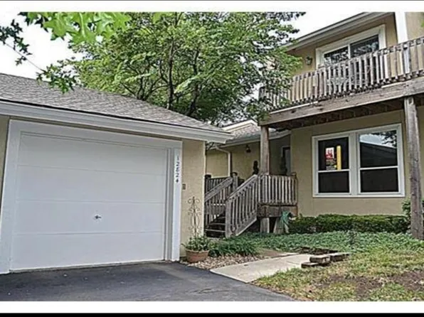 12824 W 109th St, Overland Park, KS 66210