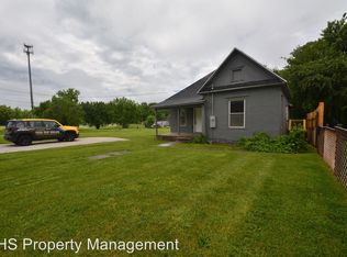 2027 N Summit Ave, Springfield, MO 65803