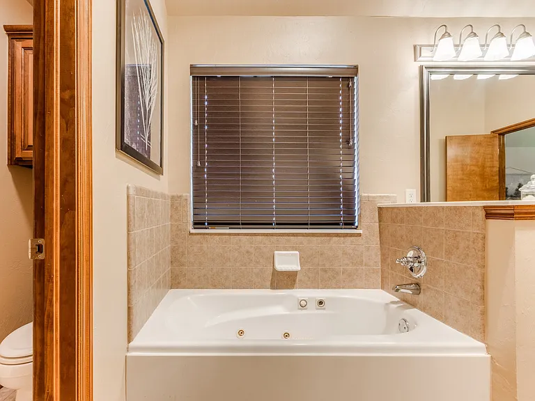 16616 Hardwood Pl — Photo 16