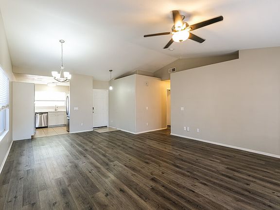 5th image of 16183 W Buchanan St