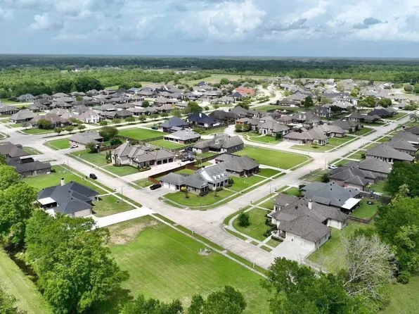 691 Victoria Dr, Berwick, LA 70342