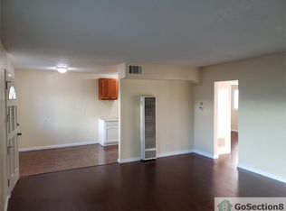 1323 W 99th St #2, Los Angeles, CA 90044