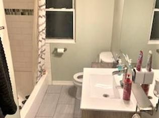 18106 Violet Rd, Lansing, IL 60438