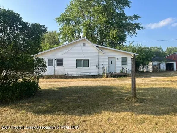 11823 S Allen Rd, Bannister, MI 48807