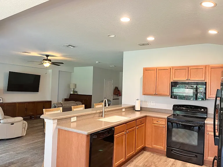 4146 SW 47th Ct — Photo 7