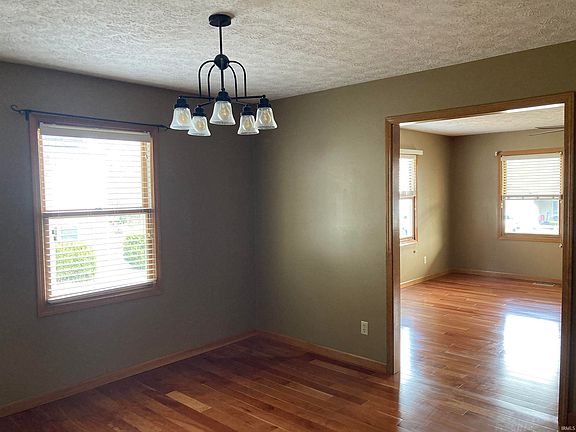 3rd image of 241 N Beechwood Dr