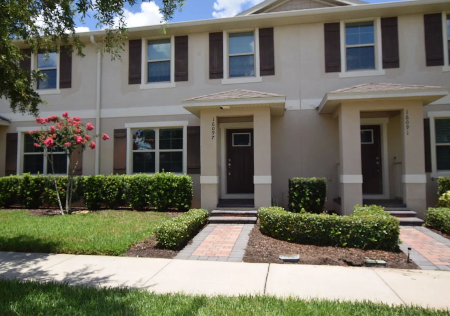3 Bedroom, 2 Baths Single Family Home For Rent at 16097 Pebble Bluff Loop Winter Garden, Fl. 34787. — Photo 3