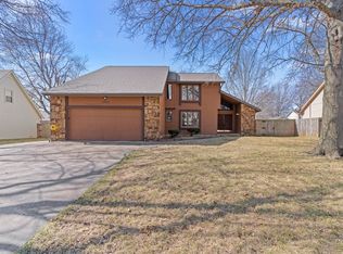 5555 S Elmira Ave, Springfield, MO 65810
