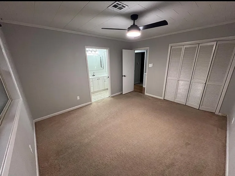 110 Highland Dr — Photo 13