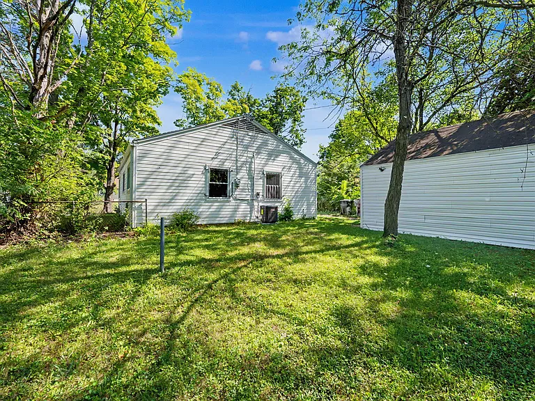 4460 Curundu Ave — Photo 23