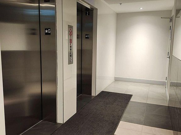 3rd image of 90 Glen Everest Rd #710