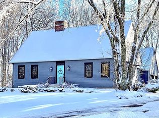 5 Colonial Dr, Monroe, CT 06468