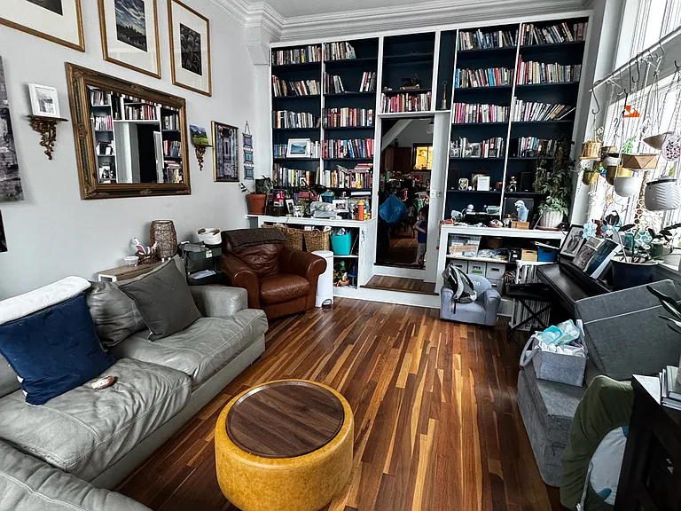 426 Tasker St — Photo 19