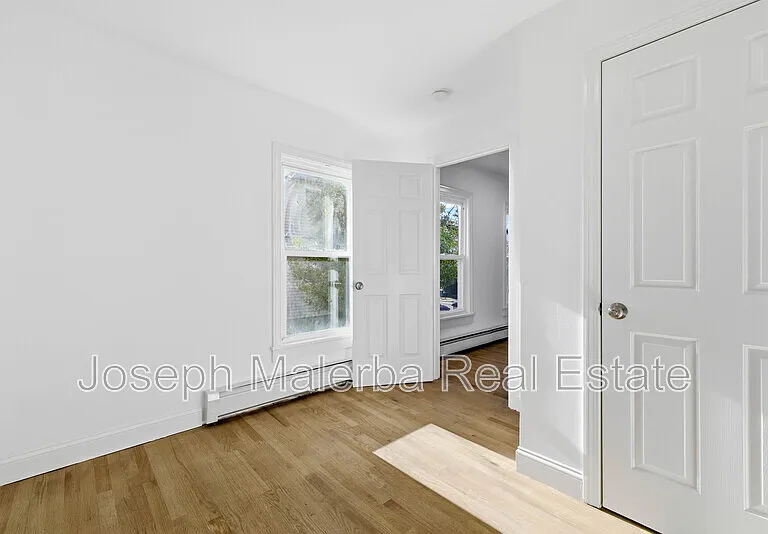 159 Connecticut Ave #2 — Photo 25