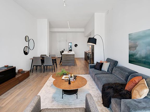 3rd image of 1433 Bush St #Penthouse