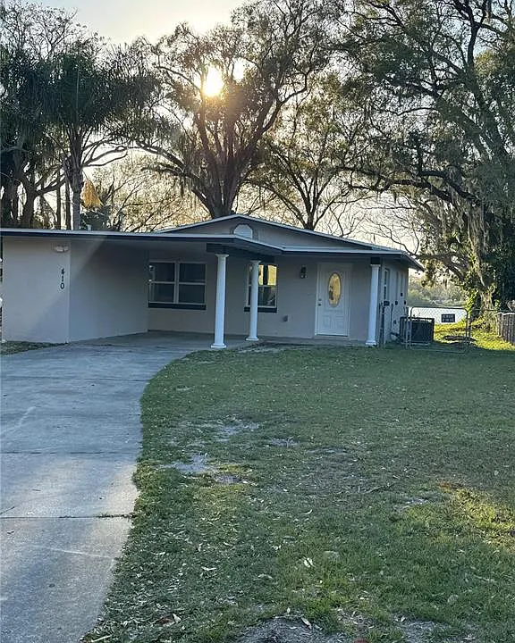 410 Sunset Dr