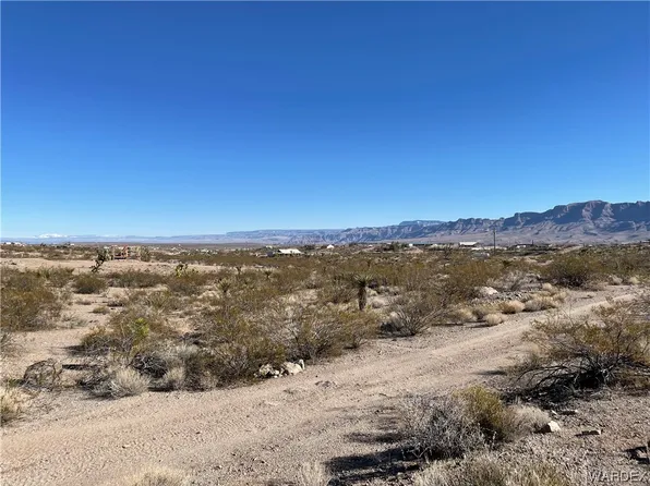 1160 W Haystack Drive, Meadview, AZ 86444
