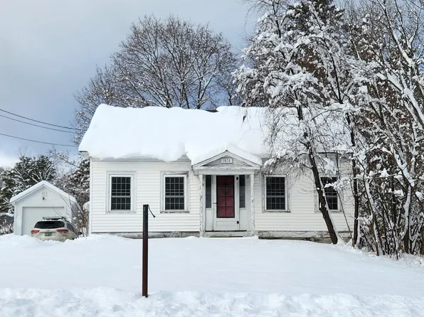 56 South Pleasant Street, Bradford, VT 05033