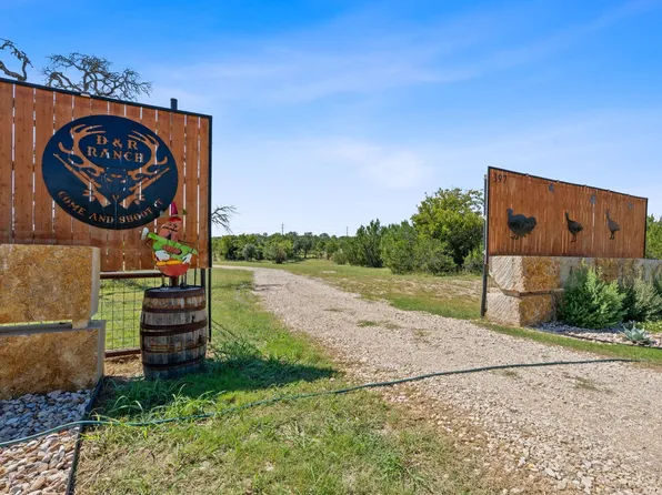 397 Private Road 3072, Lampasas, TX 76550-3949