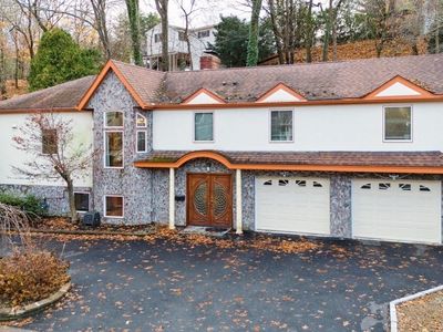 121 Hartman Rd, Newton, MA, 02459