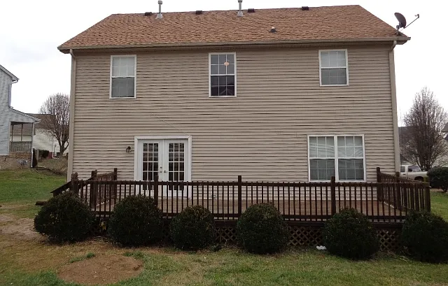 2320 Hayward Ln — Photo 16