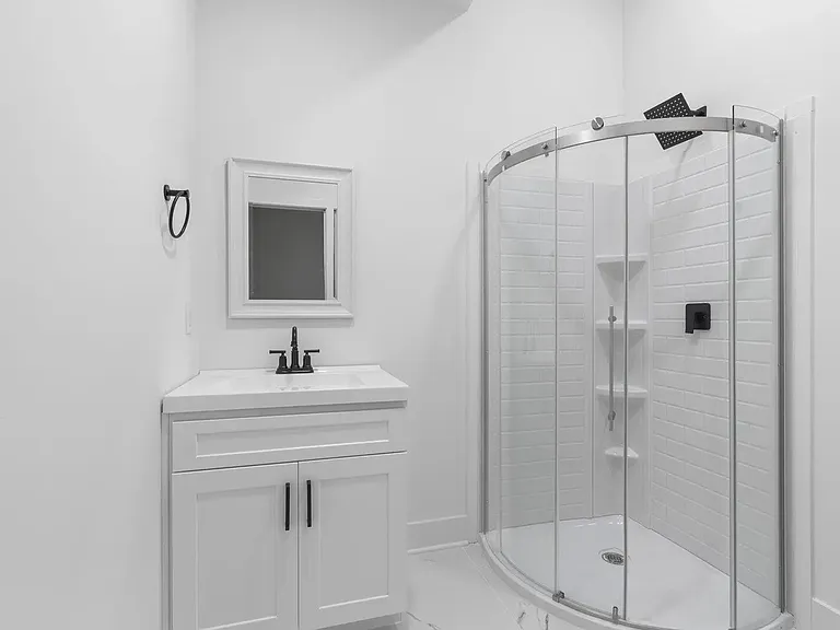 1503 N Chamberlain Ave — Photo 13
